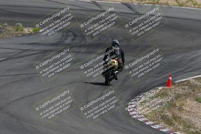 media/Apr-20-2025-AHRMA (Sun) [[393a79c373]]/Race/Group 10/Turn 4b/